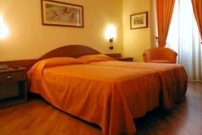 Magnifico Rome Hotel 3*,